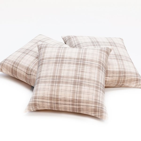 LS603-CHESS-PILLOW